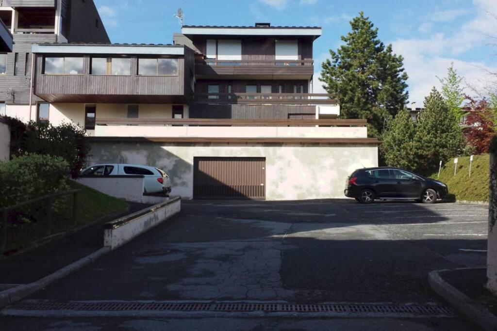 En Rez De Jardin Clos Face Au Mont Blanc *