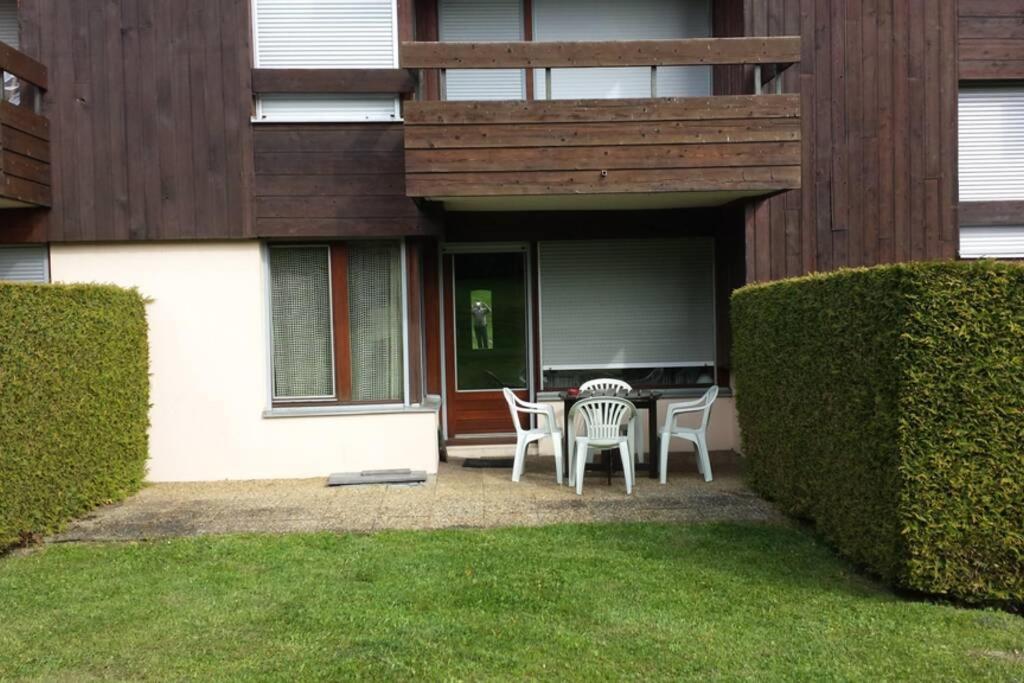 Apartment En Rez De Jardin Clos Face Au Mont Blanc *