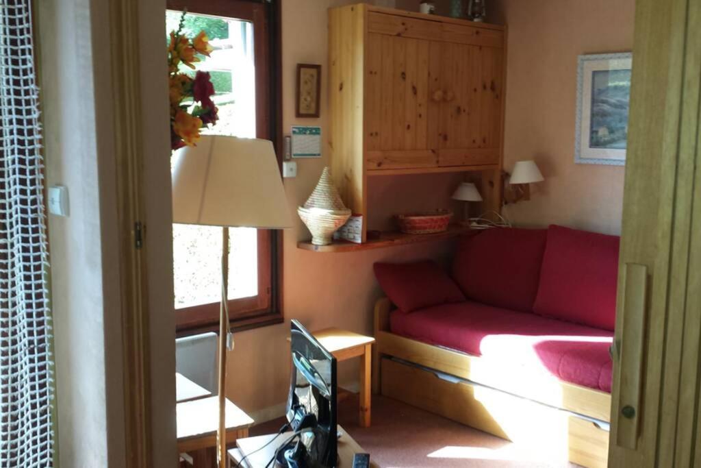 En Rez De Jardin Clos Face Au Mont Blanc